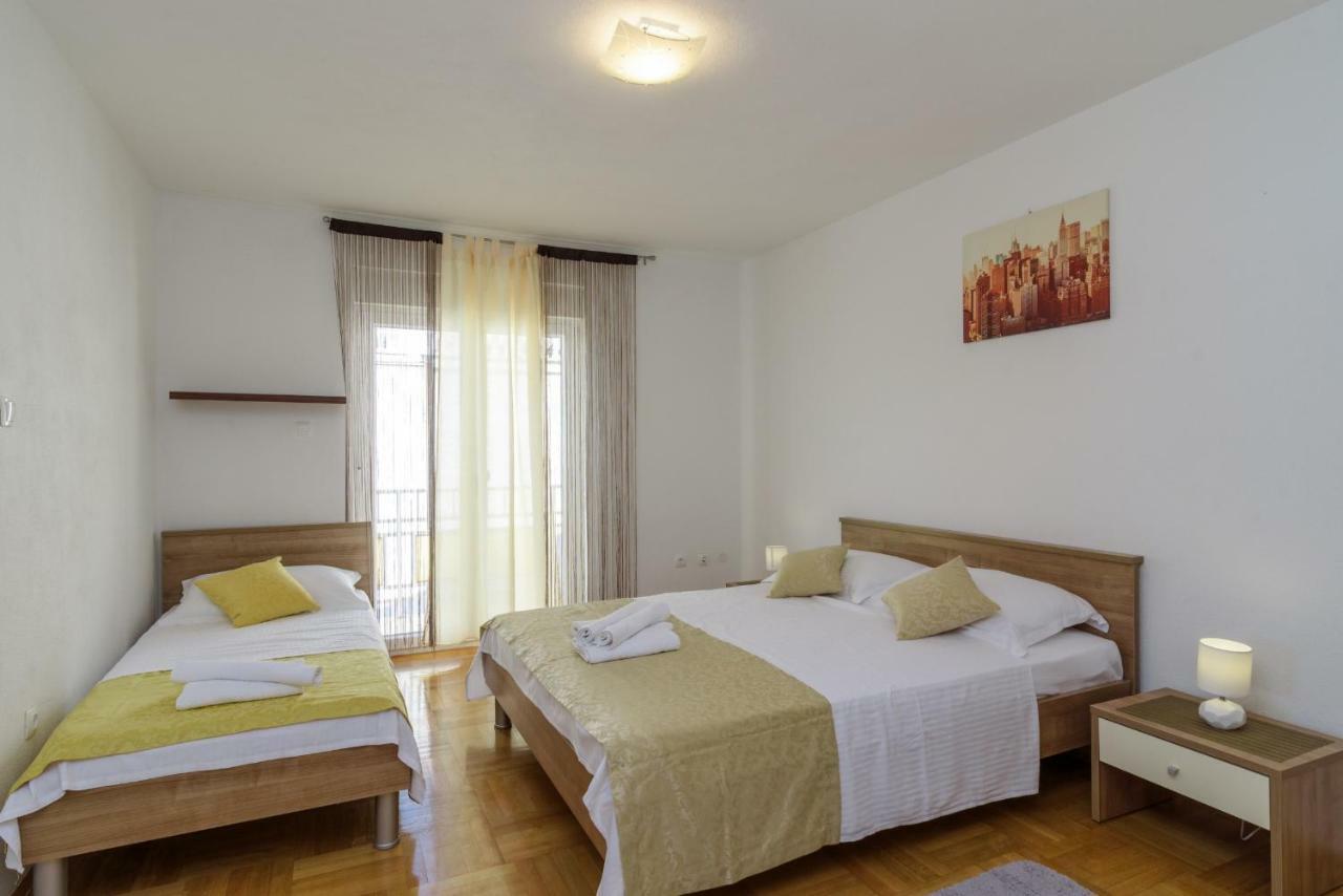 Renic Apartmani Kaštela Εξωτερικό φωτογραφία