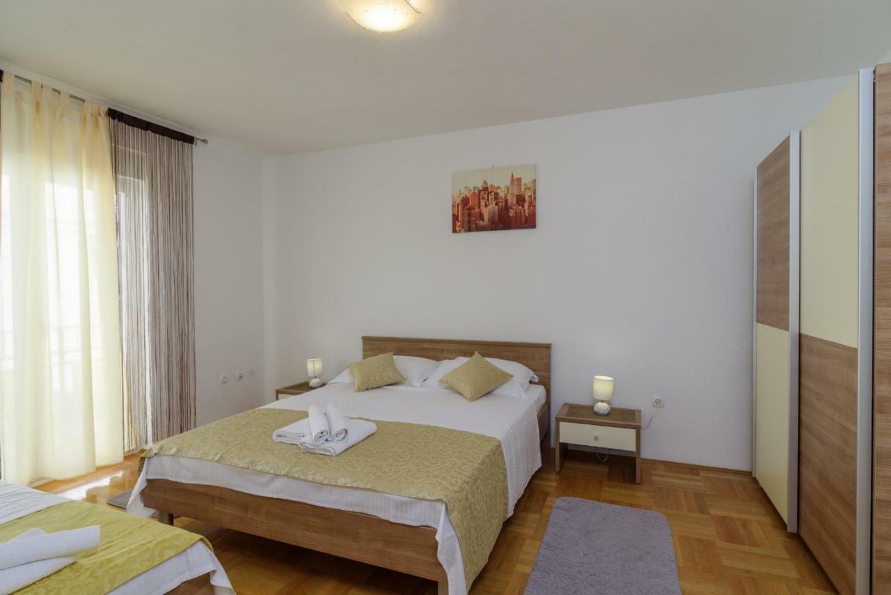 Renic Apartmani Kaštela Εξωτερικό φωτογραφία