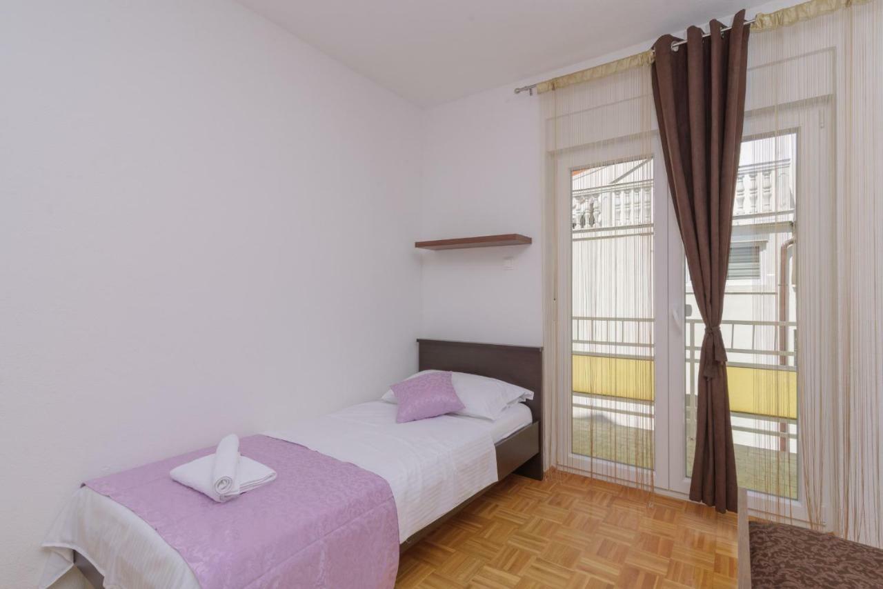 Renic Apartmani Kaštela Εξωτερικό φωτογραφία
