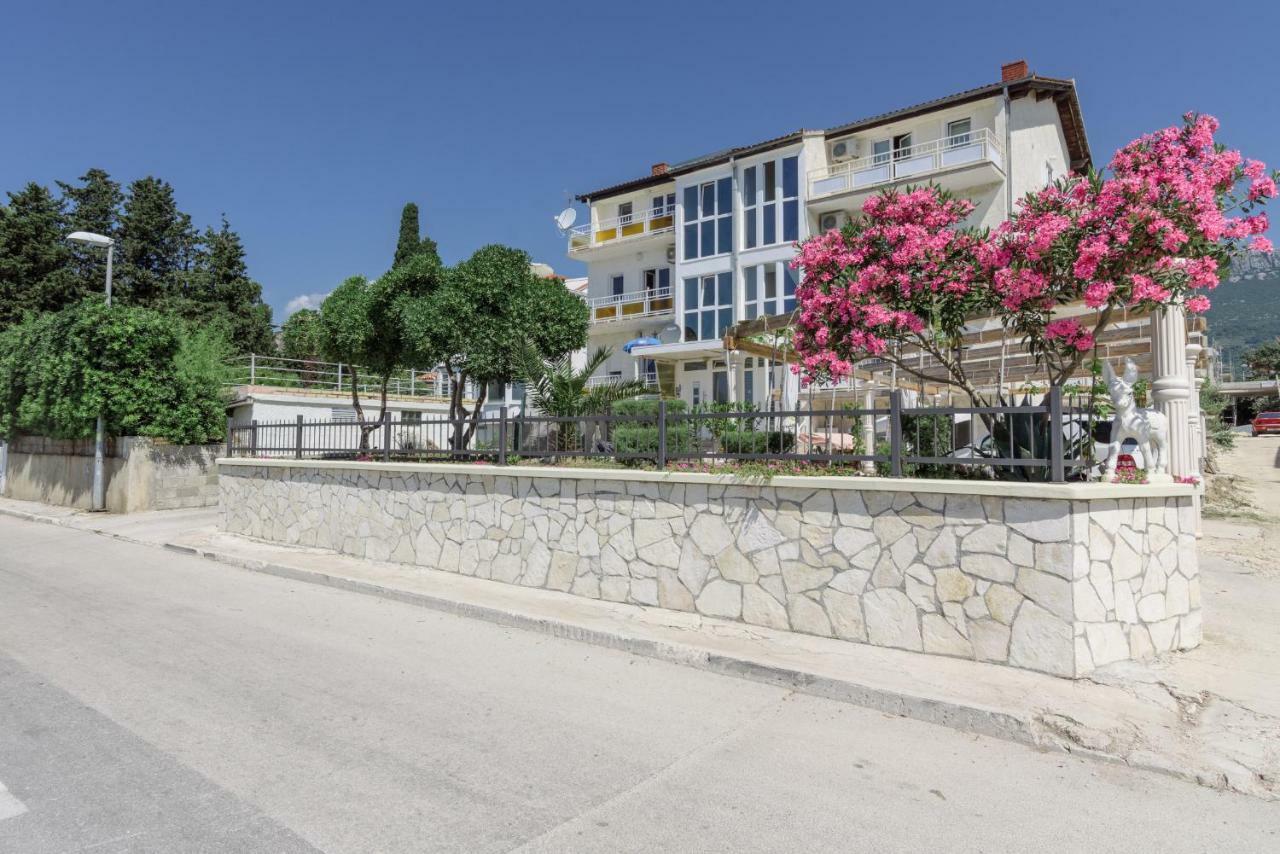 Renic Apartmani Kaštela Εξωτερικό φωτογραφία